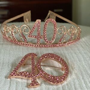 40th birthday tiara and pin great condition